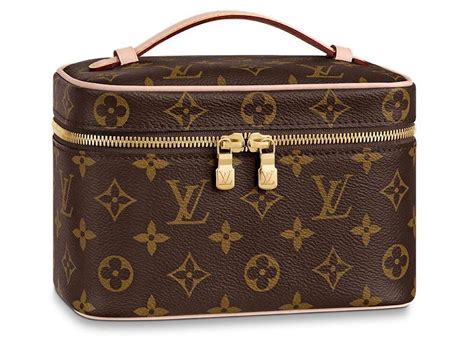 beauty case donna louis vuitton|louis vuitton monogram canvas.